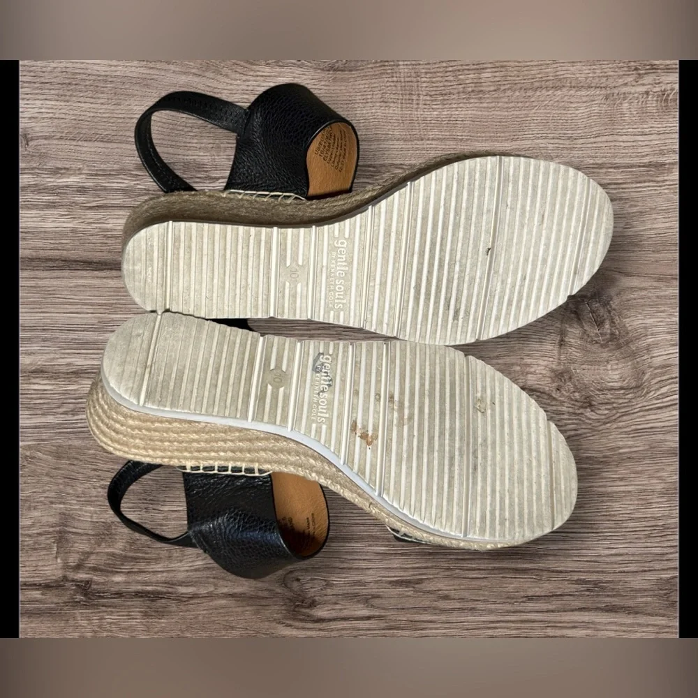 EUC by Kenneth Cole Elyssa Platform Wedge Sandal (Women) SZ 10